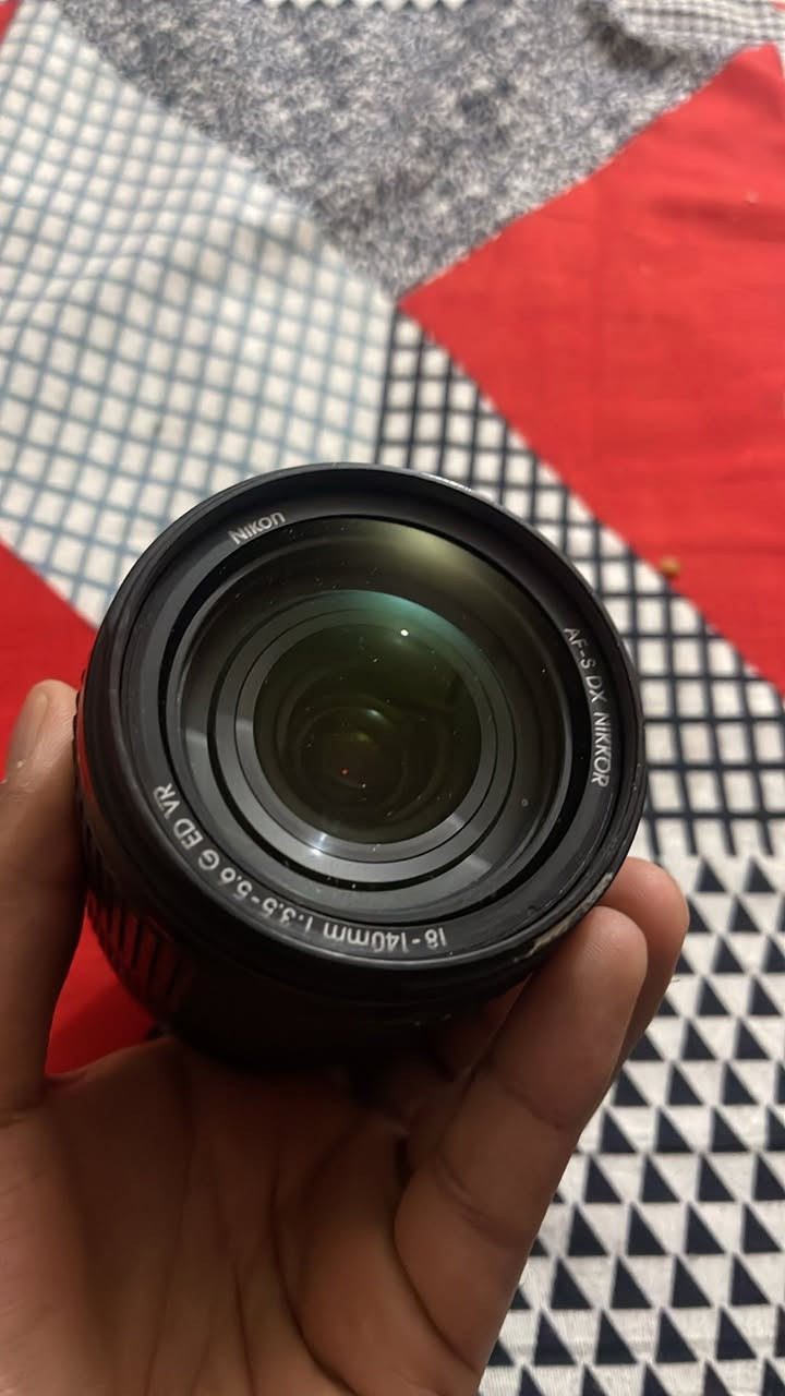 كامره 7500 نضيفه للبيع. مكاني بغداد
سعر 800 وبيه مجال ‭٠٧٧٠ ٨٢١ ١٦٣٣‬
