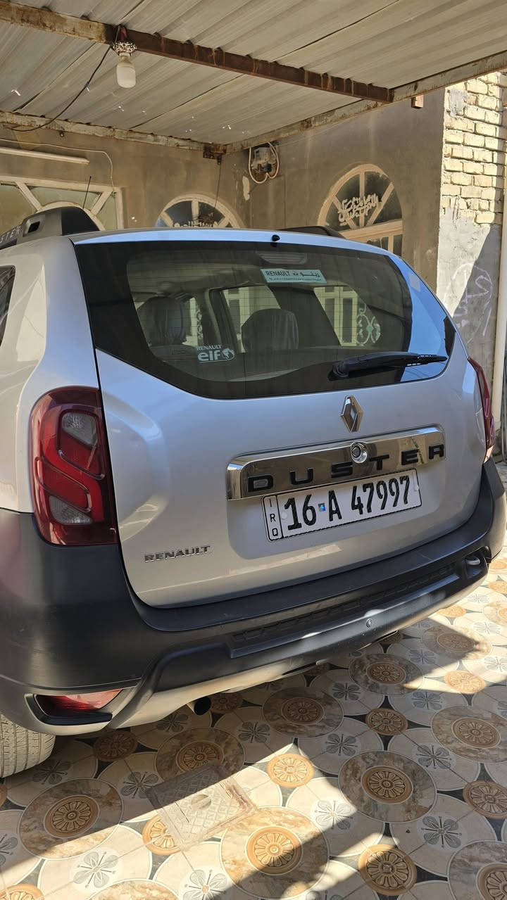 السلام عليكم ورحمة الله وبركاته
رينو داستر 2018 للبيع 
كفالة ماعدا بارد بالجاملغ الامامي عكس جهة السائق مكينة كير مكفولة ماشية 110 الف رقم انكليزي سنوية ل 2029 مكانها ديوانية 
السعر المطلوب 100 وبيها مجال 
***********
