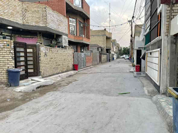 السلام عليكم قطعة أرض مساحه ١٠٠ متر طابو زراعي سند ٢٥ الواجهة ٧/٥٠٠ النزال ١٣/٥٠٠ المكان شهداء البياع مدرسة البحتري الاستفسار ع هذا الرقم ***********
