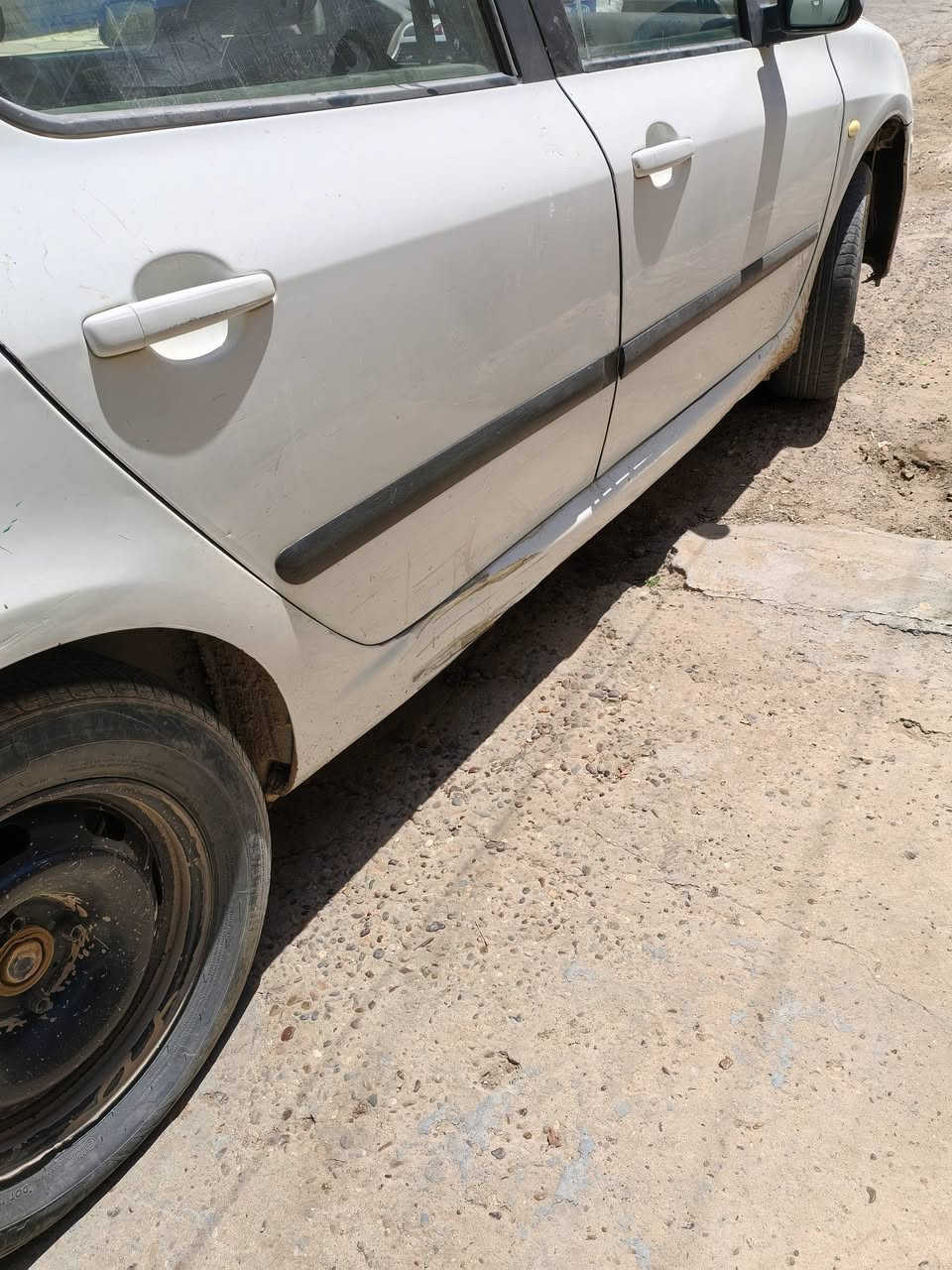 ٢٠٠٦ كير محرك مشروط صدر نص.. ادامه كاملة لمنظومات المي والبنزين كله جديد واصلي راديتر مروحه واتر بم عبوة كامله مال فيت بم ترايها حلو  تبريد شغال  وبيها ملاحظات موظحه بالصور السعر ٥٠ ورقه مجال قليل
٧ملايين ونص
مكاني البياع
***********
