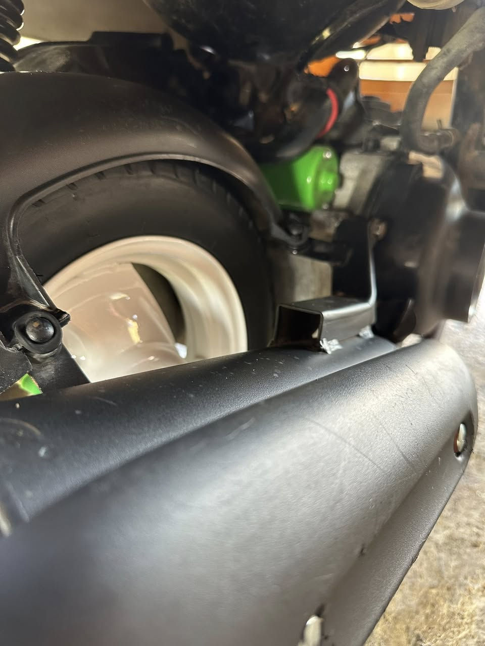 ماكس بولسي مكينة مزودة
مختمة داخل وخارج
جاهزة من كلشي
السعر 750 وبية مجال بسيط
لتواصل ***********
