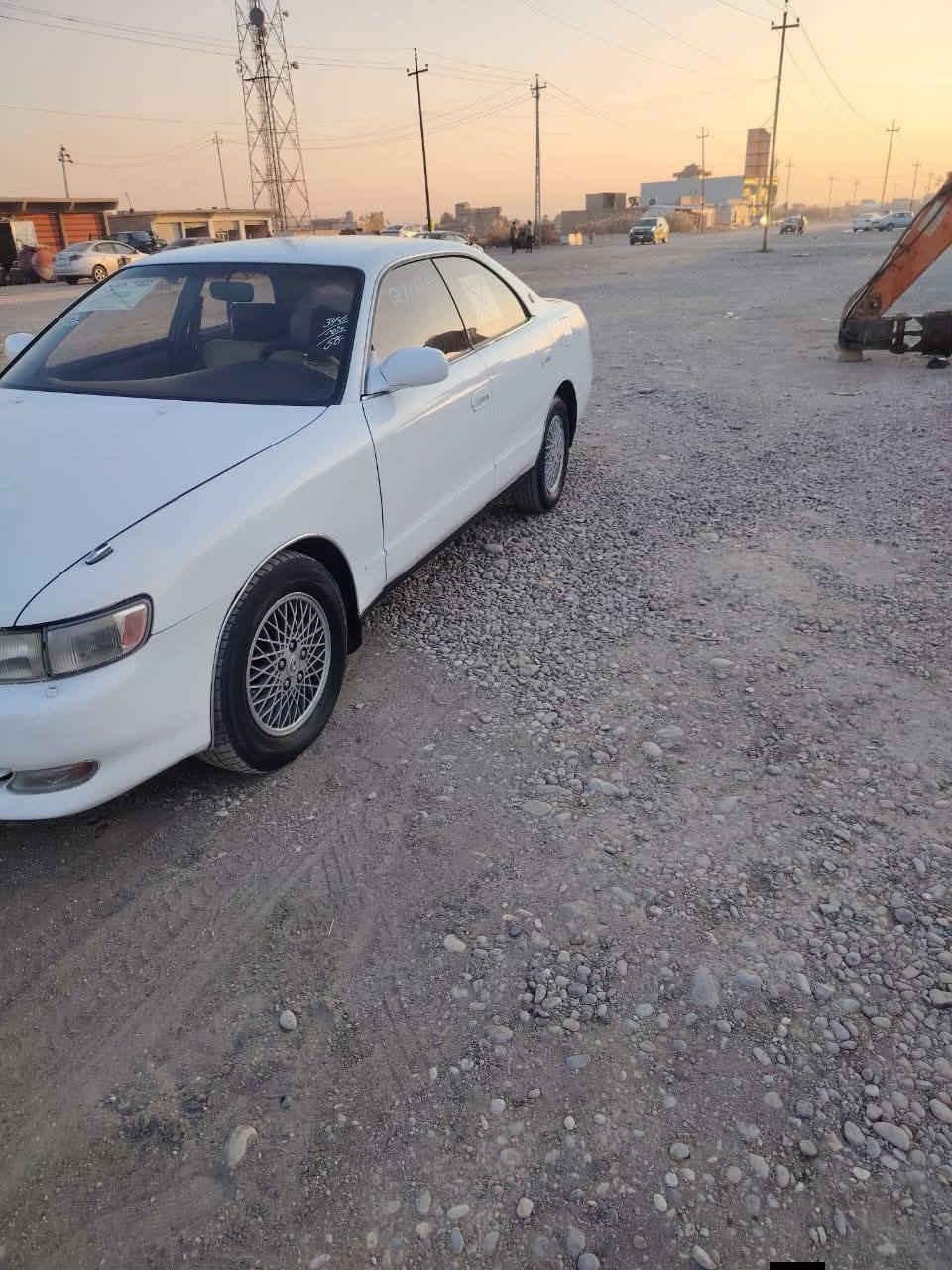 السلام عليكم سياره مارك
شيزر نفخ موديل 1992
رقم نينوى مشروع وطني ر سنويه لل 2030 
مكينه  وكير ونجي  شرط رقم انكليزي كهربائيات كلها شقاله 
السعر 50 قفل   طخم  تايرات جديد
سياره بأسمي
 شرط التحويل
رقم الهاتف ‏‪***********‬‏
