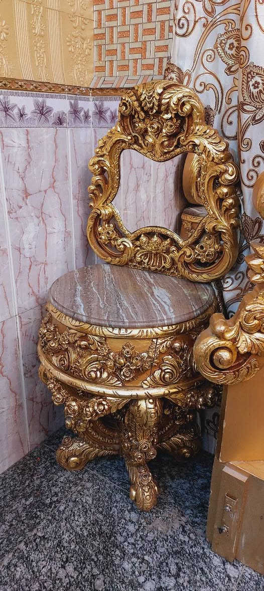 غرفة نوم زان مصرية ملكية دمياطي ضخمة نظيفة جدا كلهة مرمر بغداد الشعب ***********
