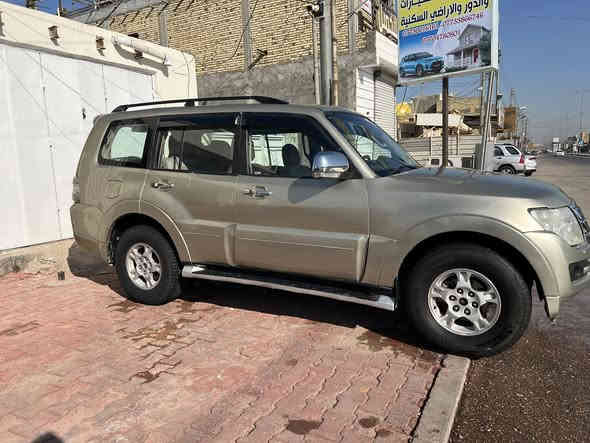 السلام عليكم سياره للبيع نوع باجيرو حبتور فول مواصفات جاهزه محرك كير حداده تبريد مابيه نفص باسمي سنويه جديده مشروع وطني رقم انگليزي موديل 2008سياره مصبوغه حزام سعر 70 الشراي يتصل ***********
