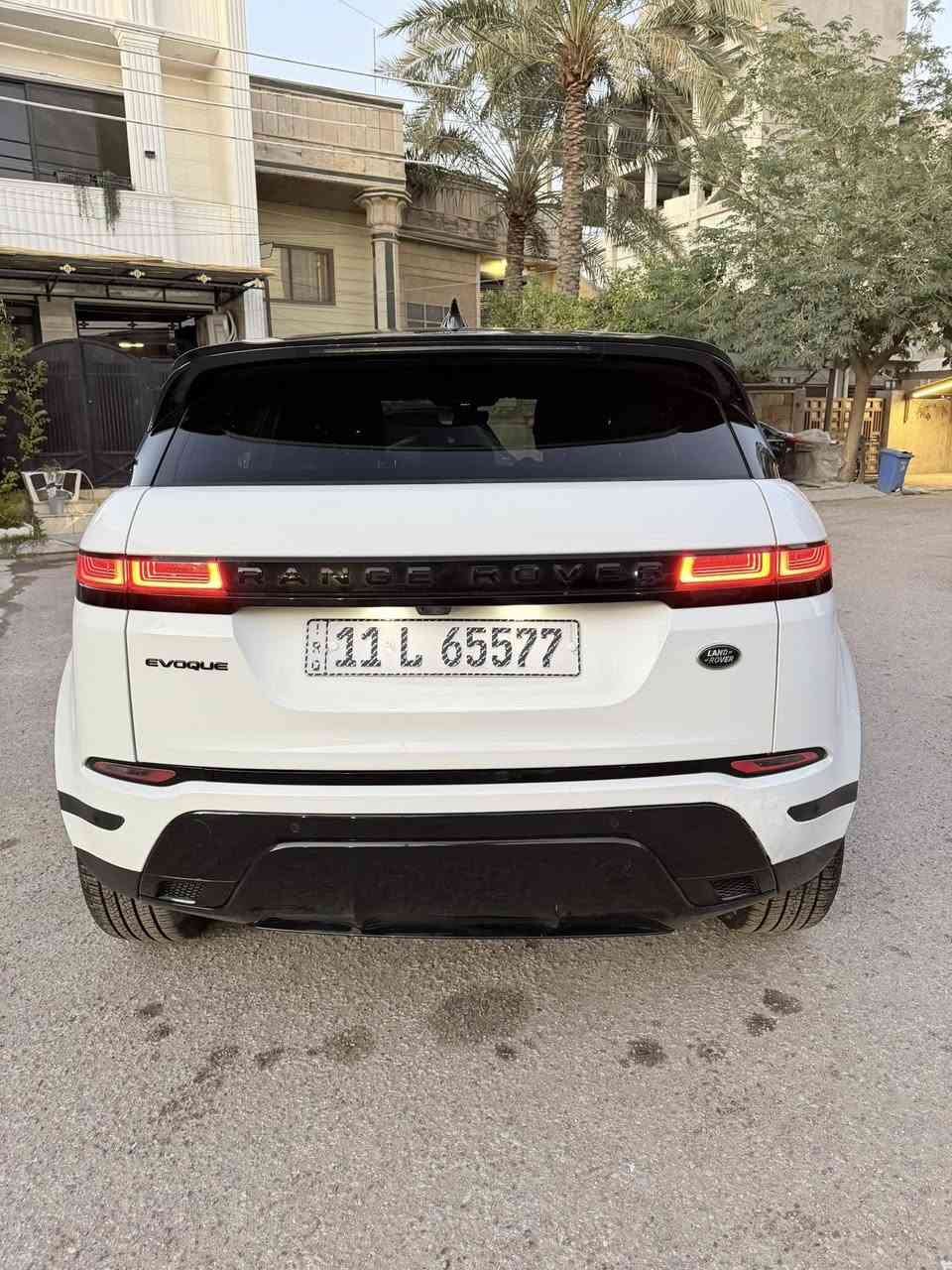 بسم الله توكلنا على الله 
🚘 رانج روفر إيفوك 2023 – تجمع الفخامة والقوة في سيارة واحدة!
✨ إذا كنت تبحث عن سيارة راقية، حديثة، وثابتة على الطريق… الإيفوك هي خيارك رقم واحد.

🔹 موديل: 2023
🔹 حالة: وكالة / نظيفة جداً / بدون صبغ 
🔹 المحرك: تيربو اقتصادي بالقوة المطلوبة
🔹 القير: أوتوماتيك سلس
🔹 فتحة سقف بانوراما
🔹 كشنات جلد – تبريد وتسخين
🔹 شاشة لمس كبيرة – نظام ملاحة
🔹 كاميرات 360 – حساسات أمامية وخلفية
🔹 دفع رباعي ذكي لجميع الطرق

💥 سيارة مناسبة للمدينة والسفر… فخامة وراحة وثبات وأمان عالي جداً. فول 1/1
رقم بغداد تقريبا مميز ✨

الموقع بغداد حي الجهاد
السعر 287
مهندس عبدالله
***********
