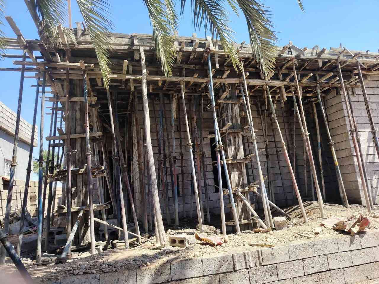 خشب للبيع مساحة ٣٠٠متر +٣٠٠جك للاستفسار الاتصال على الرقم ***********
