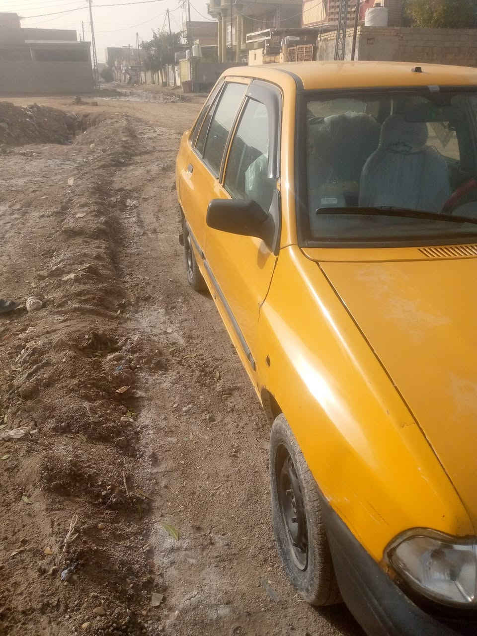 السلام عليكم سايبه للبيع موديل 12 ) السعر  10اوراق وبيها مجال الشراي يتصل وبي خير ويدلل الاتصال ***********
