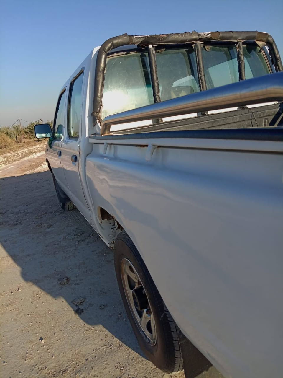 نيسان مديل 2000 مصبوغه عام مكفوله من الضربه ابيعه كومه حديد سنويه ال 29 تبريد تدفئه خير من الله كهربائيه كله شغاله السعر 68 وبيه مجال مكان الرميثه ***********
