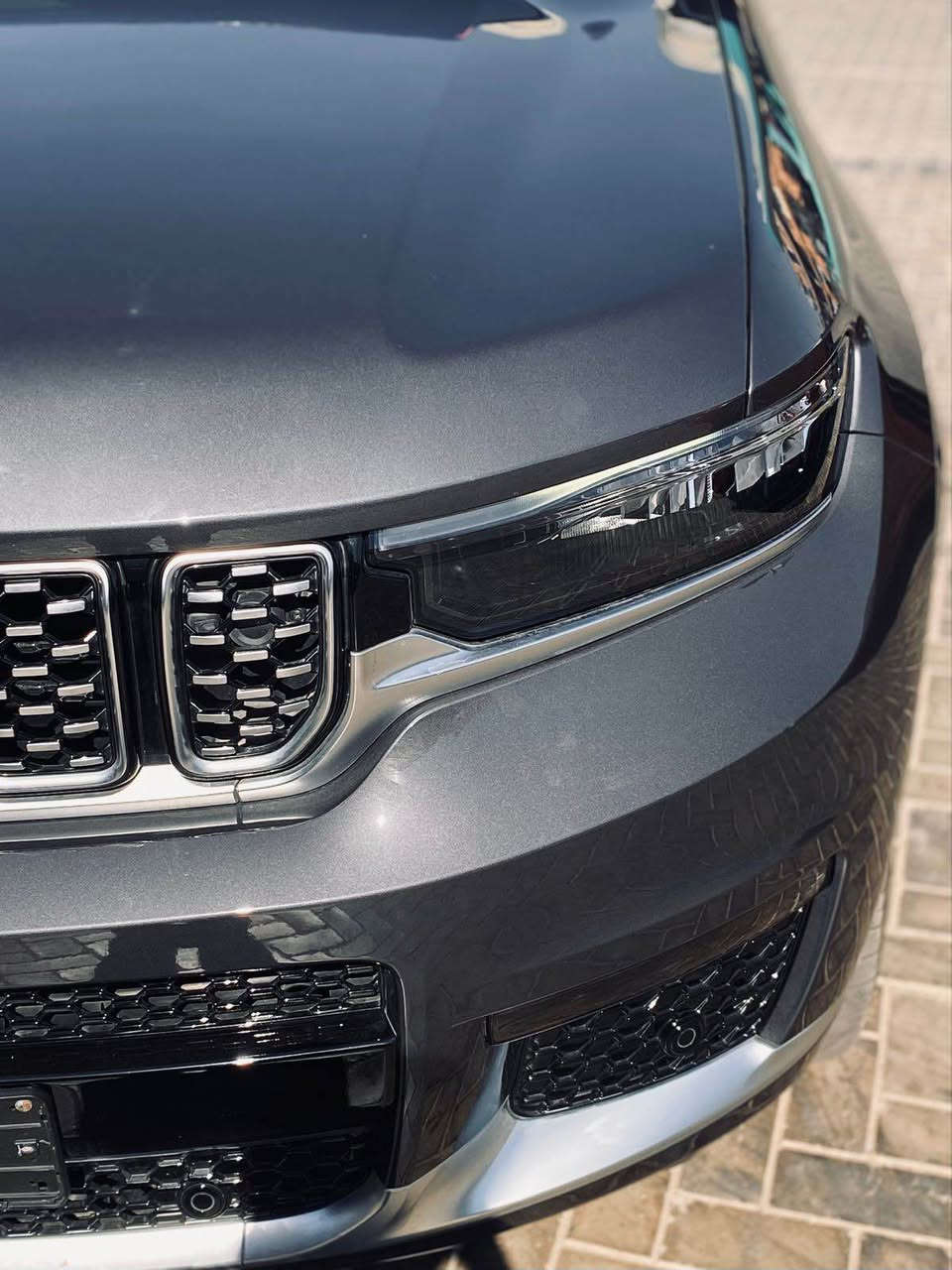 🚗 للبيع – Jeep Grand Cherokee Summit 2023 🚗

📍 ماشية: 30,000 كم

🔹 فئة Summit الأعلى تجهيزًا
🔹 تصميم فاخر وأداء قوي
🔹 صالون جلد فاخر + شاشة كبيرة + أنظمة أمان متطورة
🔹 مناسبة للباحثين عن الفخامة والاعتمادية

للتواصل والحجز 
01033144207 القاهرة, مصر


**إذا كنت صاحب هذا الإعلان وتريد حذفه لأي سبب، رجاءا أرسل رسالة إلى الدعم الفني**