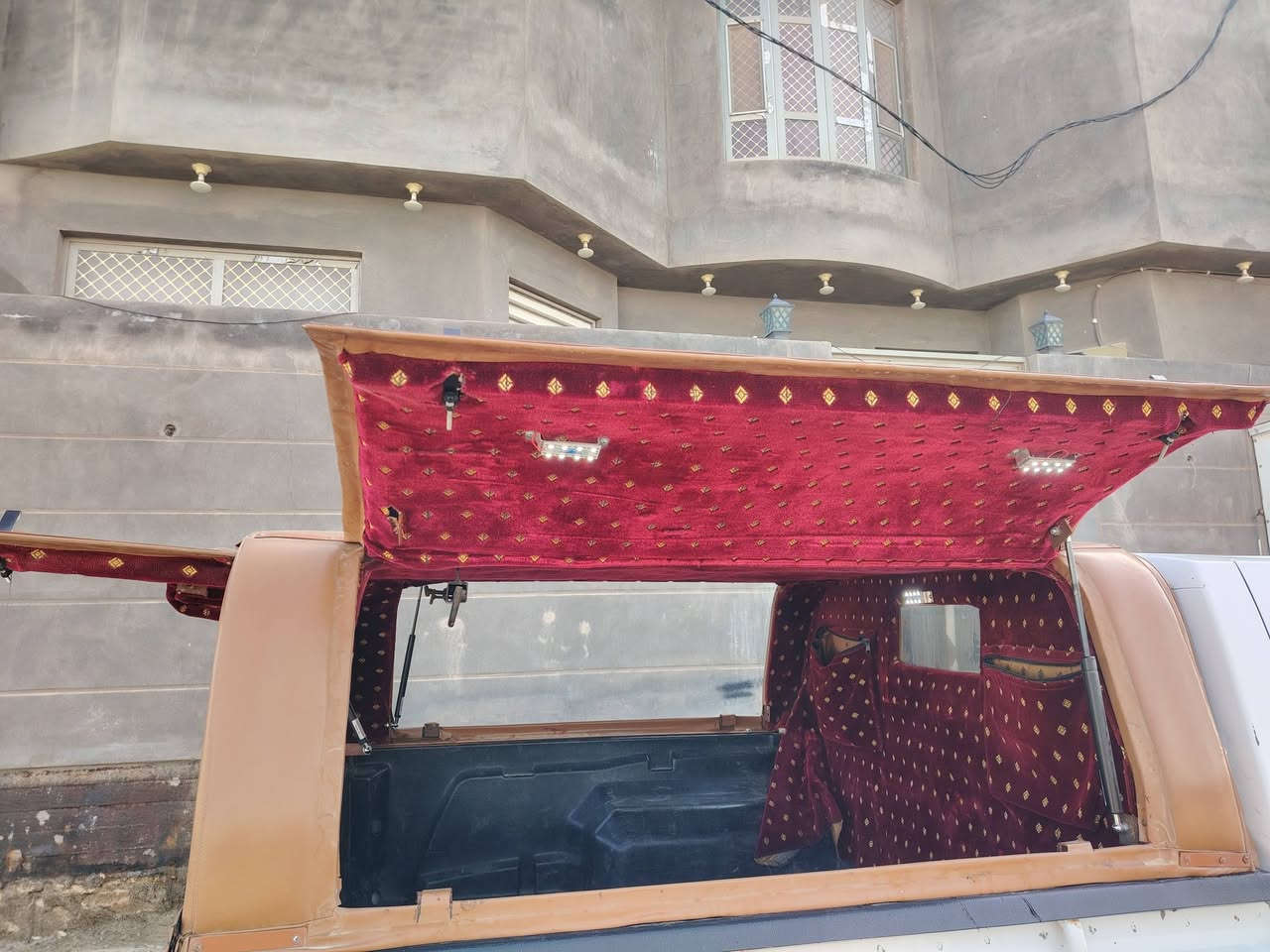 شد للبيع شغل السعوديه
المكان السماوه
جديد قبل ٣ اشهر شديته
تلفون ***********
