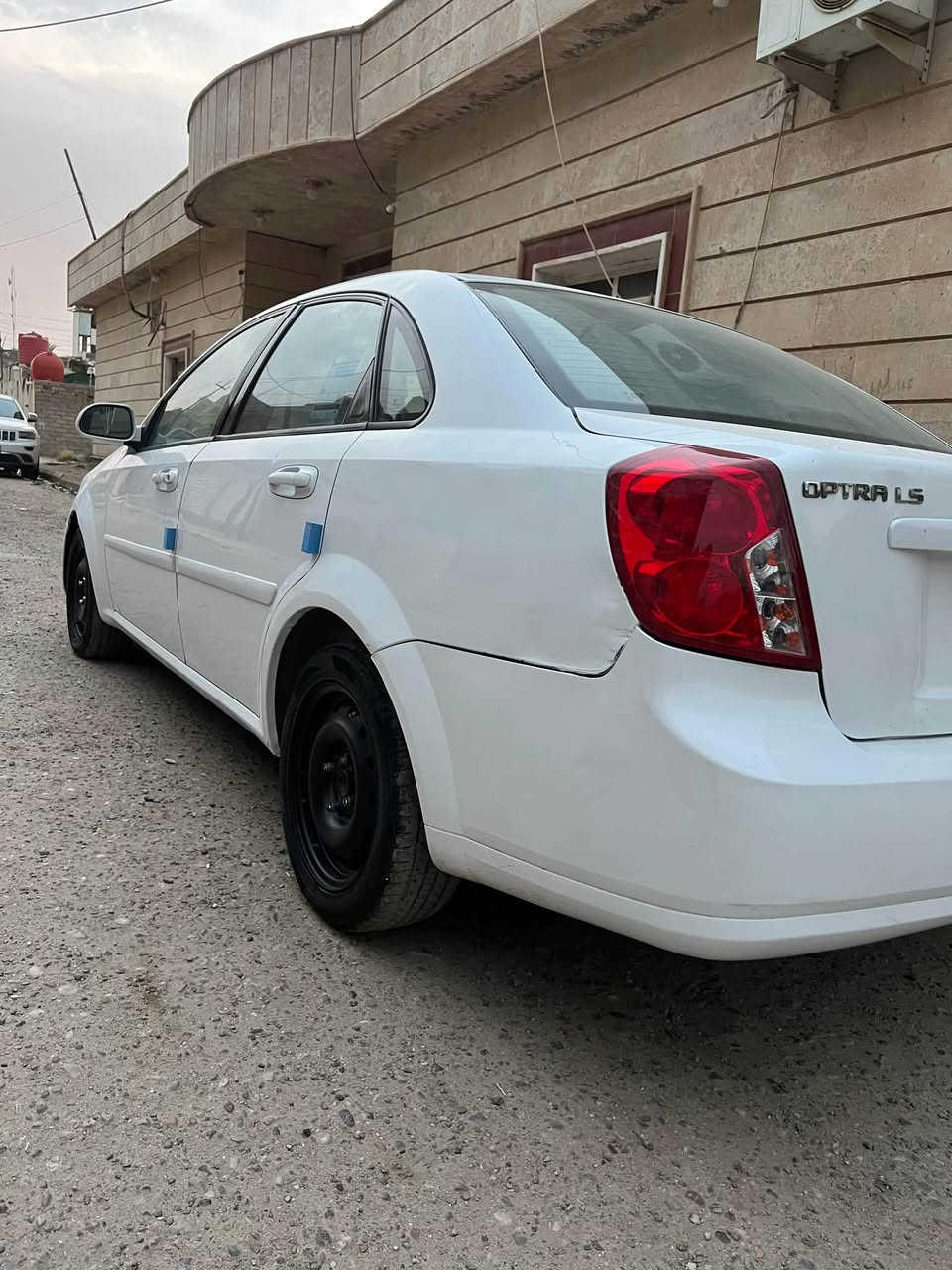 اوبترا ٢٠١٢ رقم بصره سنويه ل٢٨ شرط التحويل راعيها بالناصريه جاهزه مكينه وكير وحداده وتبريد دواخل نضيفه بيها تبديل جاملغ واحد جه العبريه بدون ضربه السعر ٦٨ وبيها مجال بسييط مكاني ناصريه شارع المركز وهذا رقم راعيها  ‭٠٧٨٦ ٢٦٢ ٥٠٦١‬
