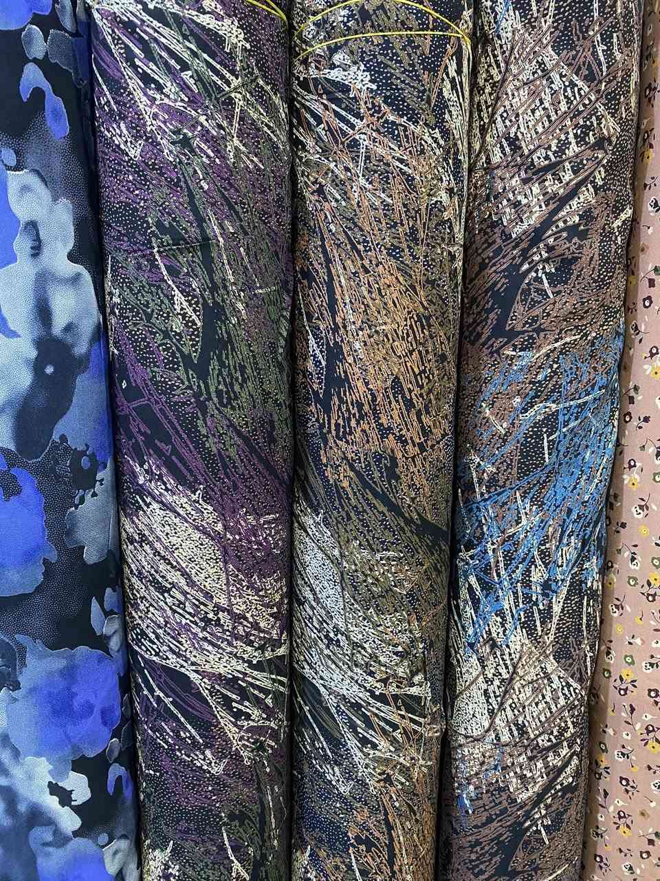 #الكشمير_المخور_وصل 😍😍
خامه قطن تخبل تخبل↖️↖️
#كشمير_دسجارج_فول_قطن
الوان تجننن بنات 💜🦋
خامه مكفوله من الجرده،،،،
متريه،،،مظبوطة 
توصيل كل بسماية مجاناً ✔️✔️


**إذا كنت صاحب هذا الإعلان وتريد حذفه لأي سبب، رجاءا أرسل رسالة إلى الدعم الفني**