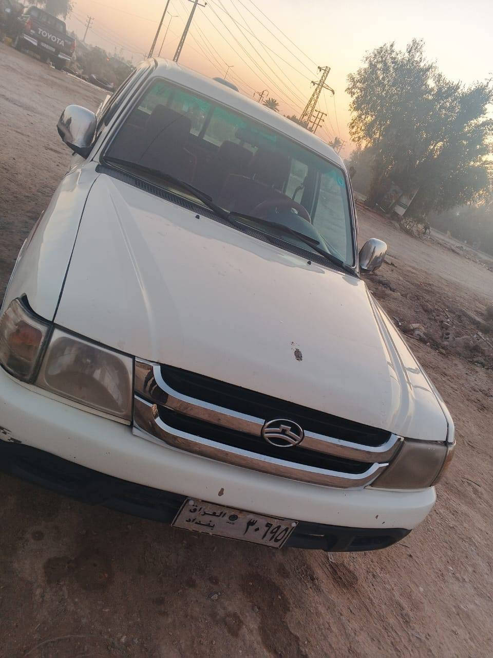 السلام عليكم  سياره  لبيع دير موديل 2008 رقم بغداد اصفر مكينه وكير وشاصي كفاله مكفوله من الضربه والتبديل  سنتر لك كهربيات شغاله تخم تاير حداديه شرط السعر 33وبيها مجال    مكلف بنشر  الاستفار اتصل***********  المكان الديوانيه
