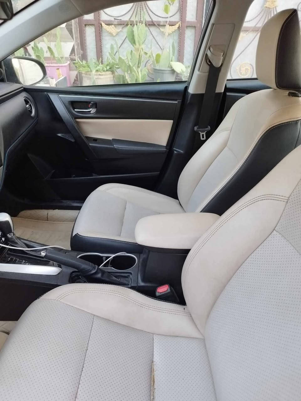 السلام عليكم
اذا يسمحلي الأدمن بالنشر أريد أحول من صنف الكورلا الى التوسان

أخوان سياره جديده مال بيت أني عسكري بغداد أبقه بالدوام ١٠ أيام يعني السياره حيل نضيفه مال جناي

كورلا ١٩ وراد امريكي فئة LE ١٨٠٠ المرغوب ماشية ٩٧ mi

بأسمي تحويل مباشر سنويه هسه مجدده

صدر جديد قبل شهر مبدله باتري جديد دهن محرك مبدل رافينول ألماني مبدل هايدروليك كير أصلي  مي راديتر امريكي الأصلي تبريد شغال ثلج ويل كب وشاشة وكامرة 

 أريد مراوس توسان ١٩ لو ٢٠ وارد أمريكي لون ابيض واطي فرق بس كون حادث مو بجم

وهذا رقمي *********** بيه واتساب وشكرا
