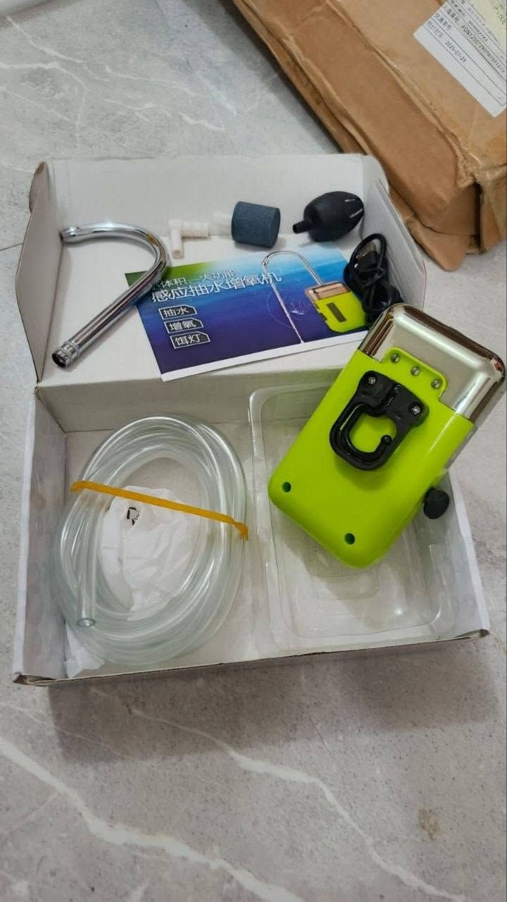 15 الف
مضخة الأكسجين والمياه الذكية (Induction Pump Aerator)التحكم الذكي: تعمل بمستشعر تلقائي (الحث) دون الحاجة للمس الأزرار.ثلاث وظائف في واحد: ضخ مياه، توفير الأكسجين للأسماك، وإضاءة LED ليلية.التصميم والتشغيل: هيكل مقاوم للماء، تعمل بهدوء تام، ومزودة بفلتر داخلي لتنقية المياه.البطارية والشحن: بطارية مدمجة قابلة لإعادة الشحن عن طريق منفذ USB تدوم لساعات طويلة.الاستخدام: مثالية لعشاق صيد الأسماك، الكشتات، الرحلات البرية، ولأحواض السمك المنزلية.


**إذا كنت صاحب هذا الإعلان وتريد حذفه لأي سبب، رجاءا أرسل رسالة إلى الدعم الفني**