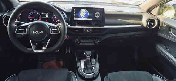 السلام عليكم فورتي 2022 GT-Line رقم بغداد فول 1/1 ماشية ٥٢ الف حادث بنيد وجاملغ السعر ١٣٧ ورقة للاستفسار ***********
--------

بصمة تشغيل
سلايد روف
تشغيل عن بعد
كشنات جلد
هاند بريك كهرباء
نقطة عمياء
تحديد مسار
رادار امامي وخلفي
شاشة عرض الوسائط
لد امامي وخلفي
نظام صوتي
كامرة خلفية بغداد
