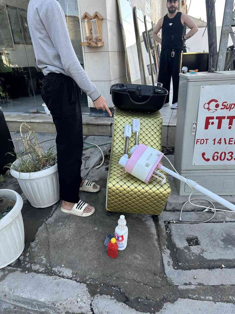 غراض حلاقه للبيع انطيني سعرك👍


**إذا كنت صاحب هذا الإعلان وتريد حذفه لأي سبب، رجاءا أرسل رسالة إلى الدعم الفني**