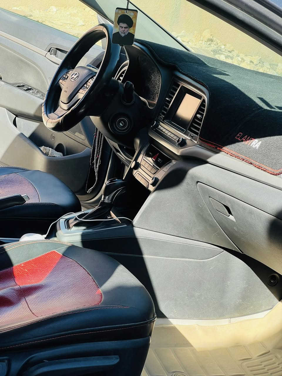 النترا 2018 بغداد خصوصي
اللون فيلي امريكي حادثها في امريكا جاملغ وبنيد فقط 
والسياره باسمي ومشروع وطني 
وتحويلها مايتاخر كبل ثاني يوم 
وصور حادثها موجود الي يحب يتفضل خاص ادزهن اله

والسعر 130 
وبيها مجال قليل حك الجيه 

رقمي للتواصل ***********
