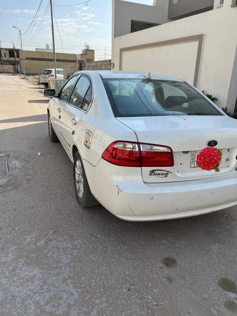 اوبتما لوتز  2008 السيارة فول  فتحه  وبيها لوحات 
٤٣$ 
***********موجود واتساب
 بالنجف
