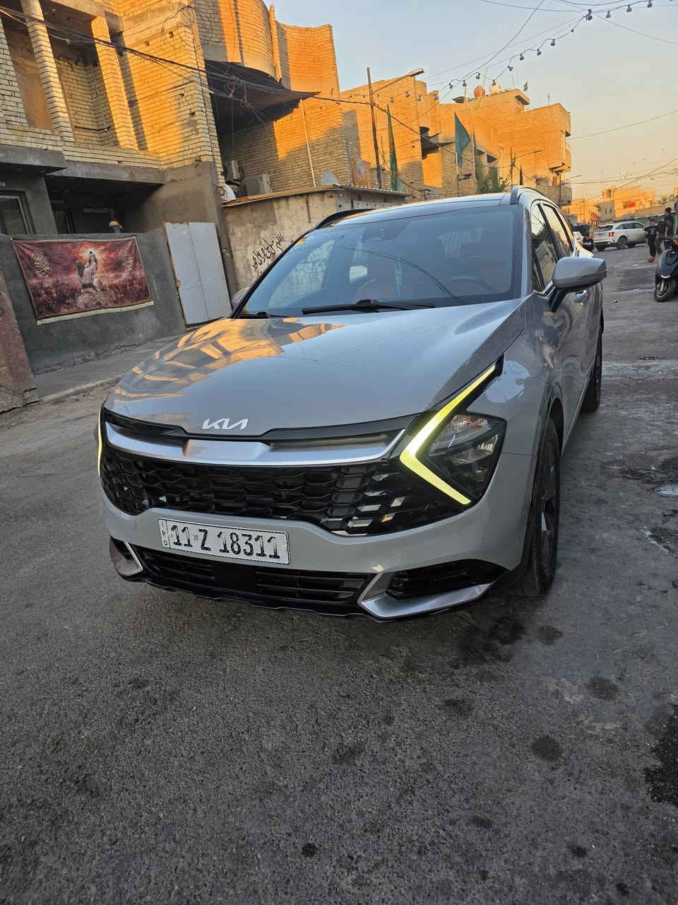 🔷السيارة : كيا سبورتج امريكي 🔥
🔷سنة الصنع : 2023

🔷اللوحة :بغداد

🔷الضرر : جاملغ يمنى بدون اي دواخل 

______________________________________

🔷المواصفات:فول لون اسمنتي 1/1🔥

🔹حجم المحرك 4 سلندر 2.5L

🔹عداد المسافة 37الف

🔹رادار امامي وجانبي وخلفي

🔹تنبيه الخروج عن المسار

🔹حساسات خلفية

🔹فتحة سقف بانوراما

🔹جنطة كهرباء

🔹غرفة جلد مشمشي

🔹تدفئة الكراسي الامامية جلد

🔹كرسي السائق كهربائي ذكي

🔹ميموري كرسي السائق 

🔹ويل كب حجم 19 انج مع اطارات بحالة جيدة

🔹5 وضعيات للقيادة

🔹شحن وايرلس NFC

🔹لايتات LED بالكامل

🔹شاشه تحكم بالايعازات

🔹تحكم ستيرن جهتين

🔹بصمه ابواب و تشغيل وتشغيل عن بعد

🔹مع باقي المواصفات الاعتيادية
🔵هاند بريك دكمة
🔵فور ويل 
قياده ذاتيه تحديد مسار وتحديد سرعه
توقف ذاتي 
شاشه لمس متغيره للتحكم بلميديا والتبريد 
اشاير بلمرايات

بيها هواي مواصفات 
السعر/215

————————————————————————

☎️ الاتصال:***********
المكان. بغداد مدينه الصدر
