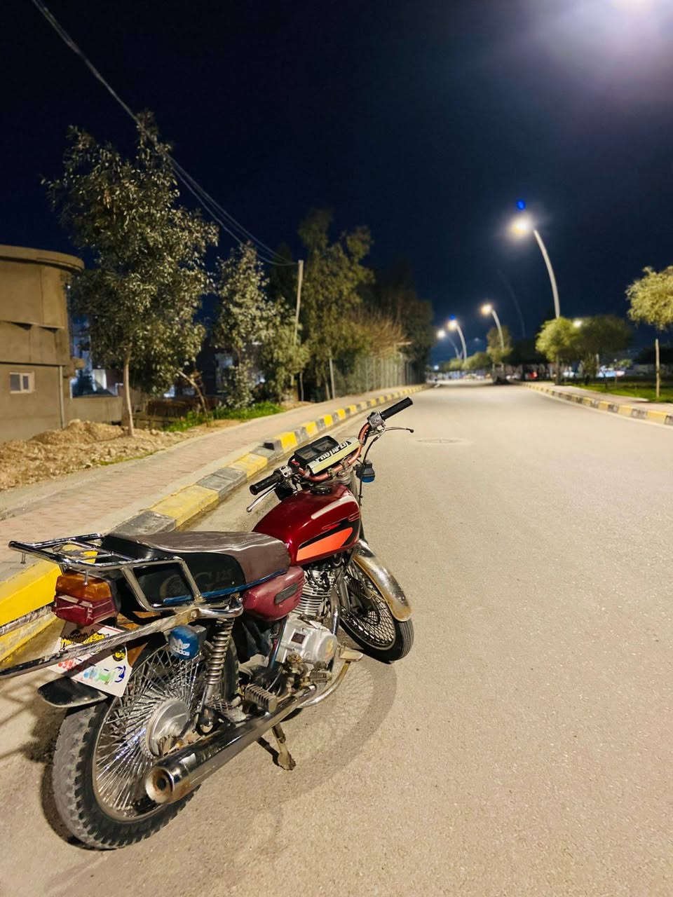 السلام عليكم
دراجه للبيع 
تايكر 19 مكينه و كير شرط و الوايرمنيه ناقصه بس باتري 
السعر 350 وبي مجال


**إذا كنت صاحب هذا الإعلان وتريد حذفه لأي سبب، رجاءا أرسل رسالة إلى الدعم الفني**