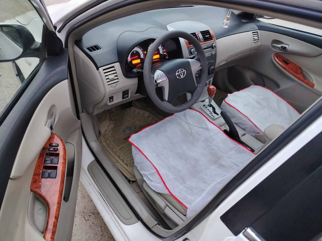 كورولا خليجي موديل 2013 سنويه جديد رقم سليماني دولي لحد ٢٠٢٨ بدون قطره صبغ *********** محرك ١٨٠٠  ABS  گير اوتوماتيك جام كهربائي عنوان طوز خورماتو سعر 145 سونر موجود طوز, صلاح الدين
