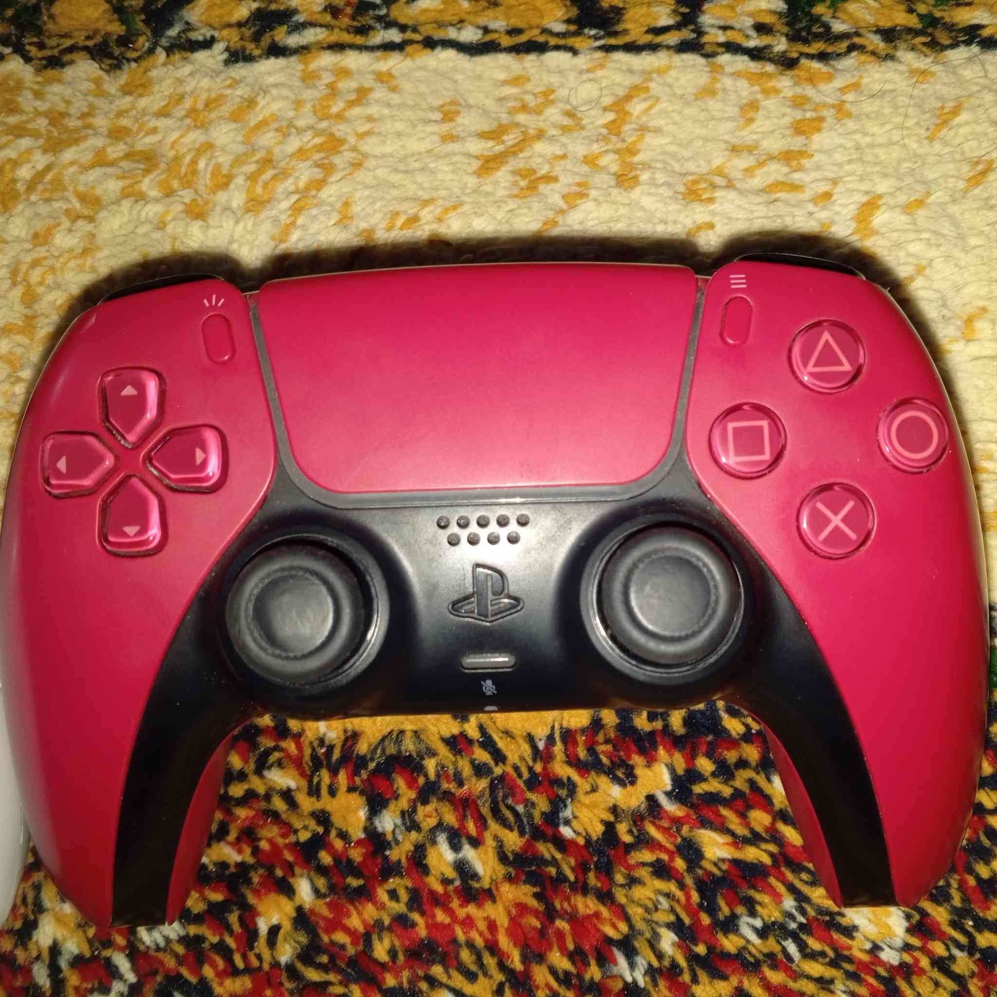 جوزكات بلاي 5 نظافه 85% للبيع المكان ناصريه شغالات ما بيهن اي خلل انطيني بيهن سعر كون يعجبني وبالعافيه عليك اثنينات ما ابيع واحد


**إذا كنت صاحب هذا الإعلان وتريد حذفه لأي سبب، رجاءا أرسل رسالة إلى الدعم الفني**