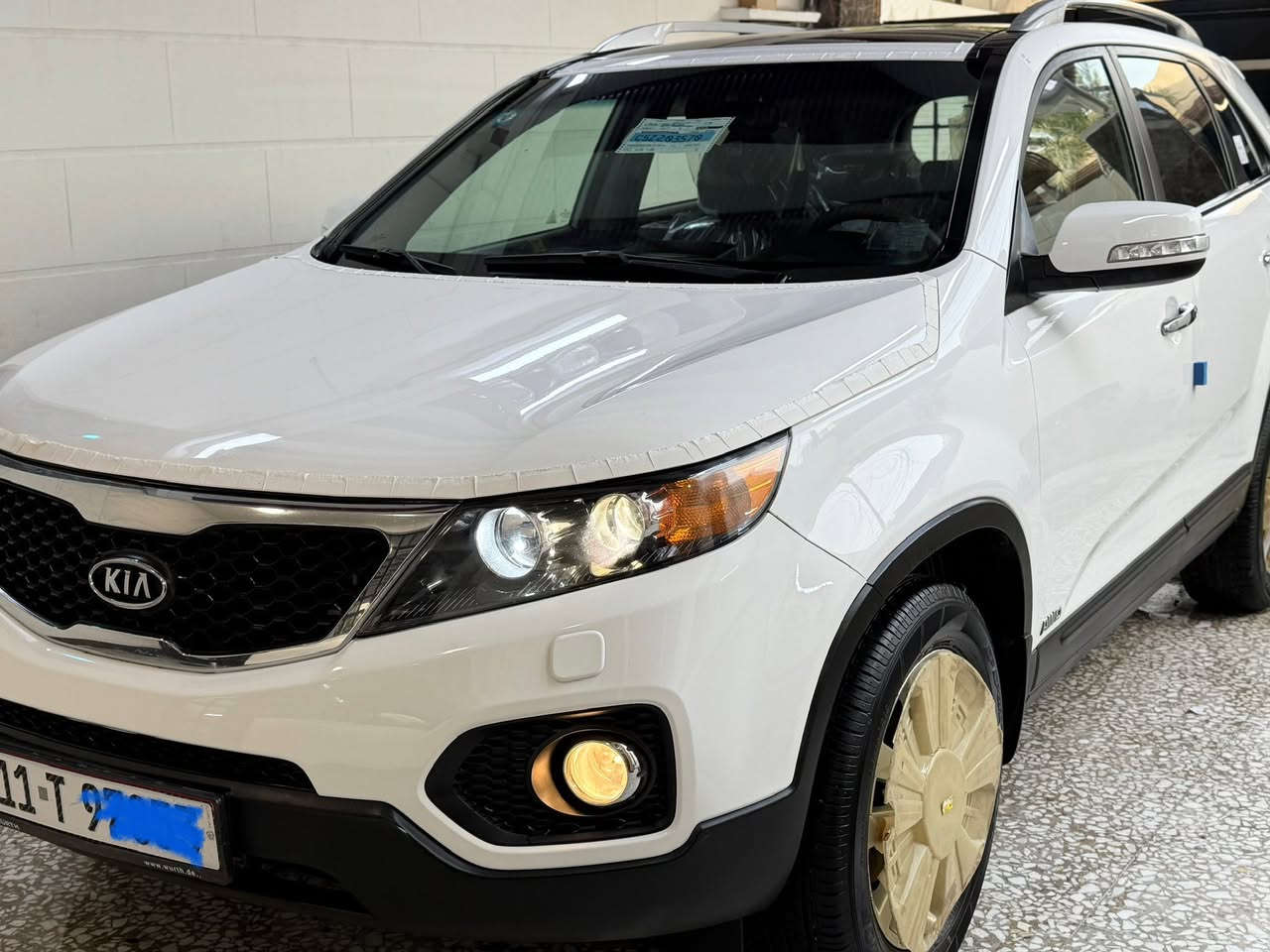 للهم الصلاة على محمد وآل محمد

 البيع كيا سورنتو كويتيه
 فول المواصفات  
جديده وماشيه ( 61  ) الف ع فحص و ١٢٠ يدك جرس🔔 
ماشاء الله تبارك الرحمن جديده جدا 
سياره ع ايد وحده ماخذها زيرو بوقتها بسنتها طلعتها ع ايدي زيرو ٢٠١٢ وضلت محافظ عليها  حاليا مجدده مع هزه جديده دعاميات وحديد بدون صبغ  بدون ضربه بدون حادث 
فول ١/١  كويتيه 
شغاله دشبول  زئبقي قماره بني رامه 
زراك لايت بصمات ٢ وثانيه بعدها بلجيس ما مفتوحه محرك سته سلندر ٣.٥ سبعه راكب ٣ قطع تبريد هواي مواصفات بيها رقم بغداد دولي جديد بسمي شخصيا 
مكاني بغداد 
( اخوان سياره جديده جدا ونضيفه ع ايدي وبسمي شخصيا من شركه عندي ولحد الان محافظ عليها 
جناي سورنتو يعرف قيمتها 
مكان بغداد
والاتصال ع رقم 

***********
