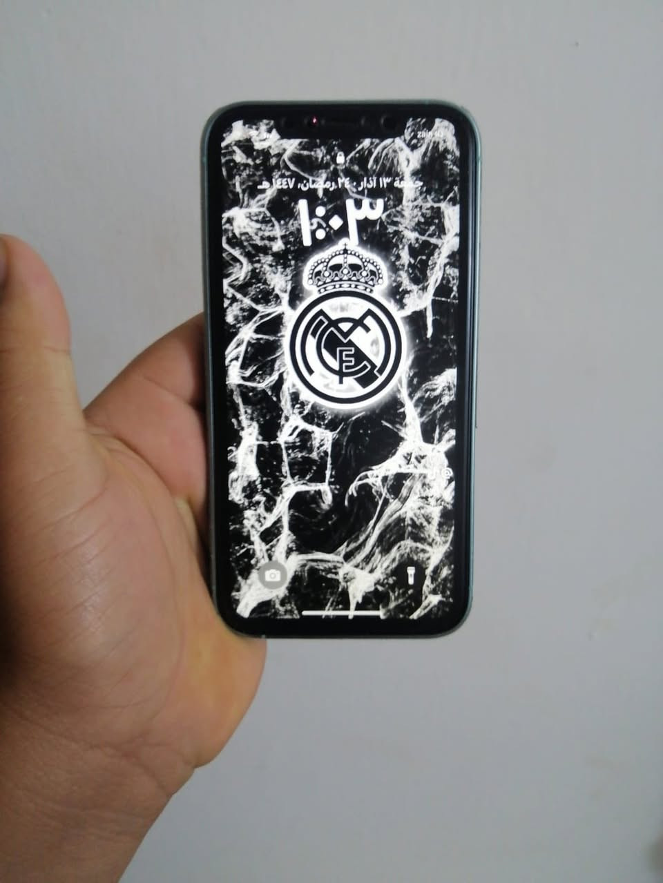 ياالله ايفون اكس ار محور 16بلاص 

ضهر مفطر جهاز بلادي شغال على اخر حبايه ذاكرة ٦٤ 
المكان الرمادي التاميم 8شباط ***********
