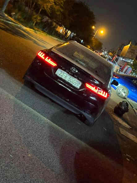 كامري 2018
موصفات LE 
بصمه 
كشن جلد اسود 
دفتر بانزين 
لايتات لكزز محدث 
وياله اڤيلون 
بيها جامرلغ خلفي وبارد واحد
سعر 181 وبي مجال بسيط  
مكان سياره كركوك 
للستفسار اكثر اتصال *********** كركوك
