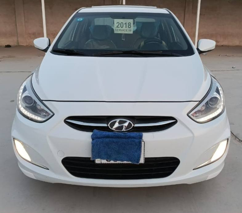 السلام عليكم اللبيع 2018حليجي كفاله عامه رقم بغداد نكليزي مكينه 1600فتحت سقف ماشيه ٤٠لف حقيقي خت زيرو مكان سياره واسط مركز مدينه السعر ١٣٠ وبيه مجال ***********
