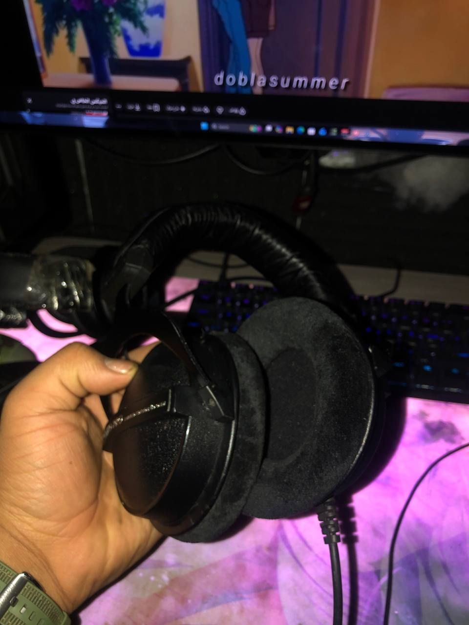 كامله وي كارتون حطولنه سعر وبعافيه تفاصيل فديو  Dt 770pro


**إذا كنت صاحب هذا الإعلان وتريد حذفه لأي سبب، رجاءا أرسل رسالة إلى الدعم الفني**