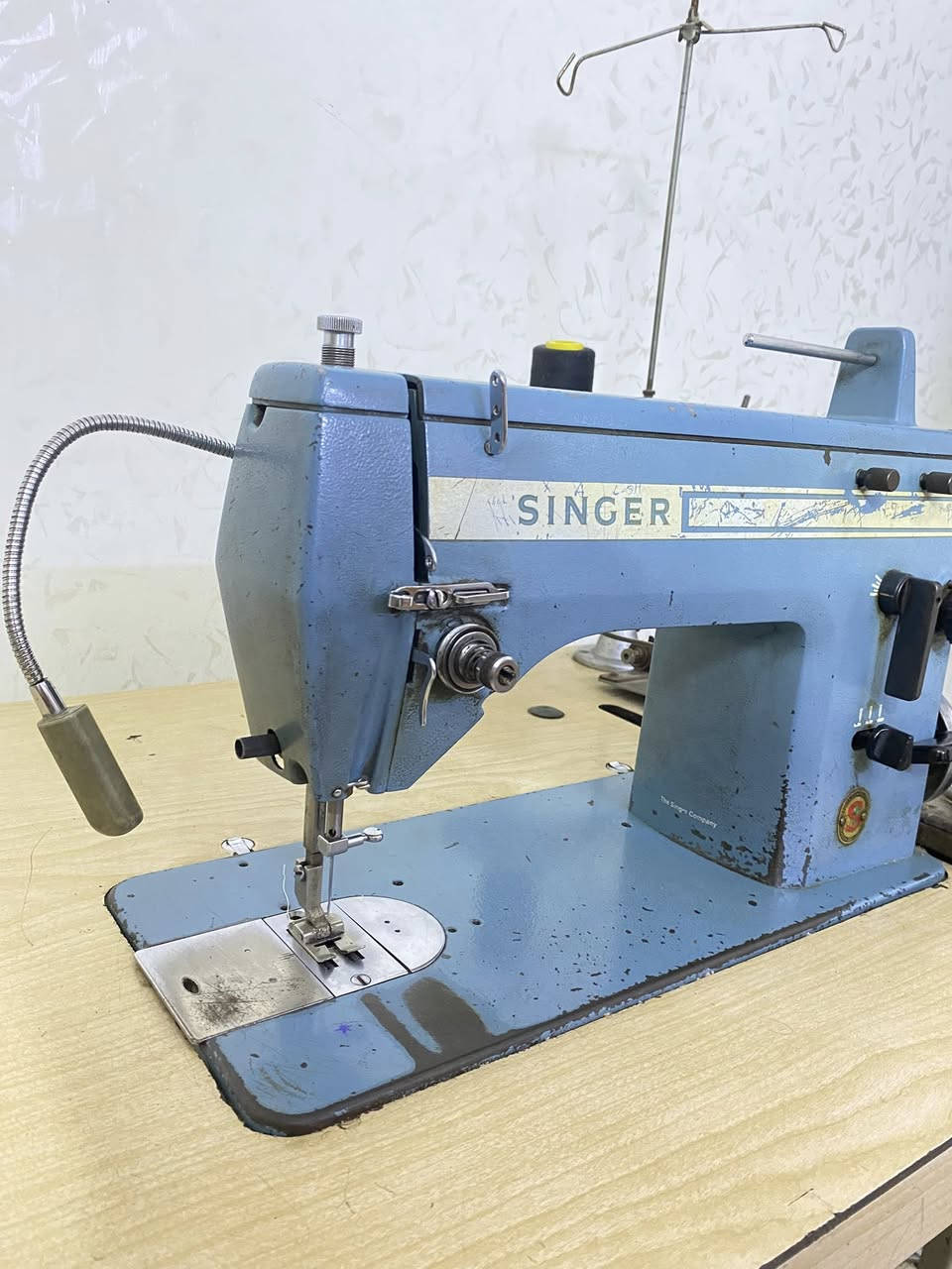 مكينة سنگر باب اول قديمة
محورة تخيط تگل وتخيط زگزاگ ممكن استخدام الخيط البريسم لدرز العبي 
ومتروكة لعدم التفرغ 
الي يحب ياخذها فقط يسوي الها صيانة وتشتغل 
سعرهة 200بيها مجال بسيط


**إذا كنت صاحب هذا الإعلان وتريد حذفه لأي سبب، رجاءا أرسل رسالة إلى الدعم الفني**
