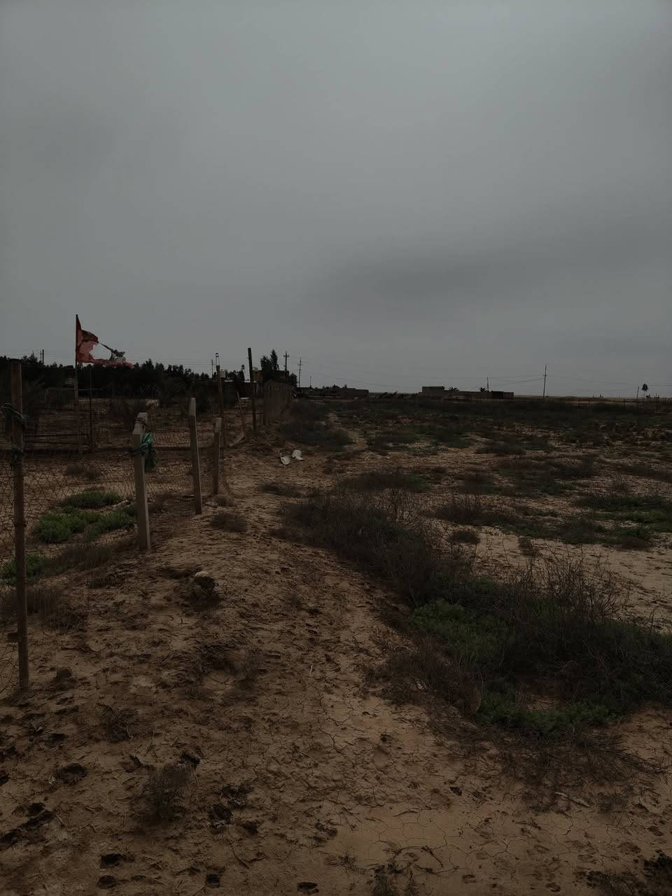 السلام عليكم؛ دونم1 للبيع نهروان مقابيل مركز الشرطه بل دوانم جوه 
الاستفسار ***********
