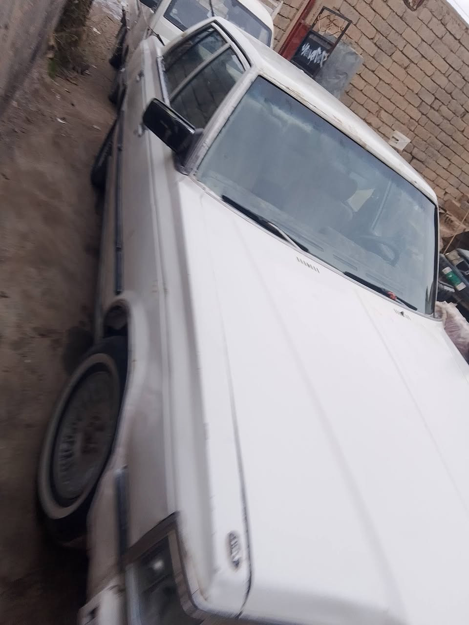 السلام عليكم سياره سوبر 82جيل الطيبين تخم تاير جديد كهربائياتها كلها شغاله فحص صلاح  الدين شرط التحويل الشرعي بالشرقاط محرك وكير بطه جدد العنوان الشرقاط سعر 20ورقه ***********
