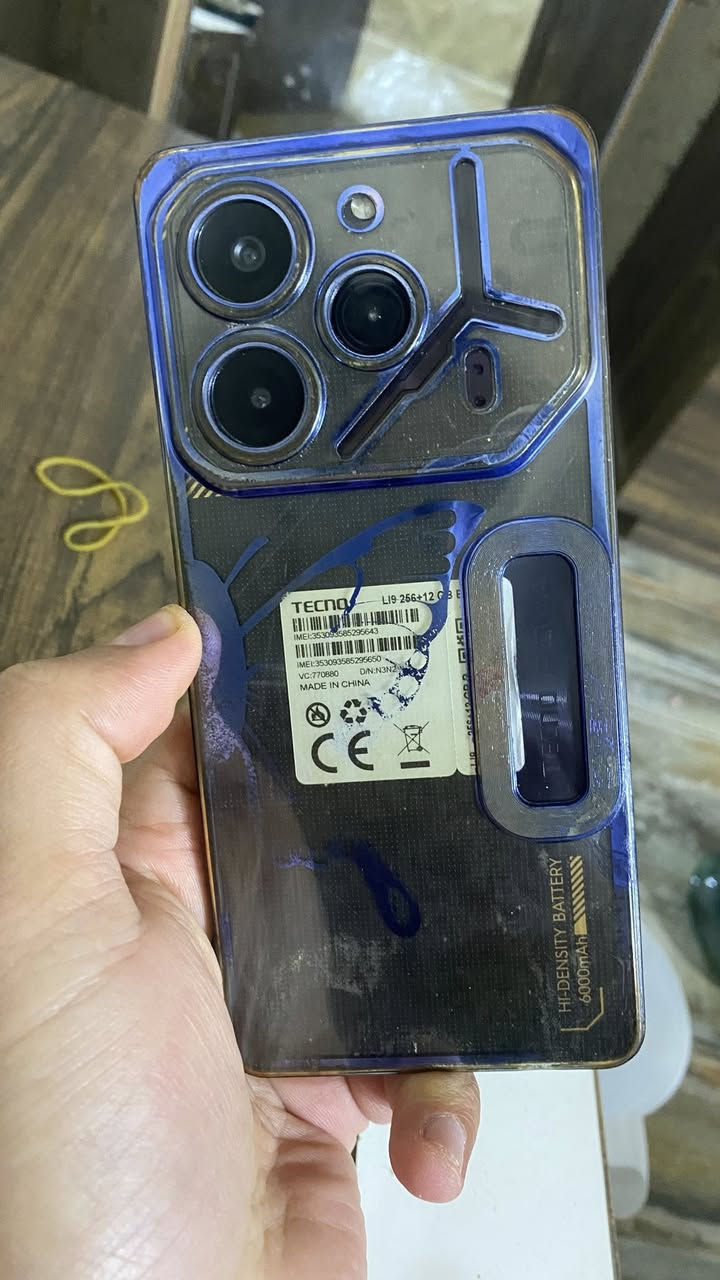 السلام عليكم موبايل تكنو TECNO POVA 6 Pro 5G
للبيع ذاكره 256 العشوائيه 12 تردد الشاشه 120 هيرتز بطاريه 6000 شحن 70 واط الجهاز فول سرعه ونظيف ماللعاب بي خط بسيط بالشاشه مماثر واضح بالصوره وبي عواج بالشاصي بسيط السعر 110 مكاني بغداد حسينيه الراشديه ماعندي توصيل رقم ***********
