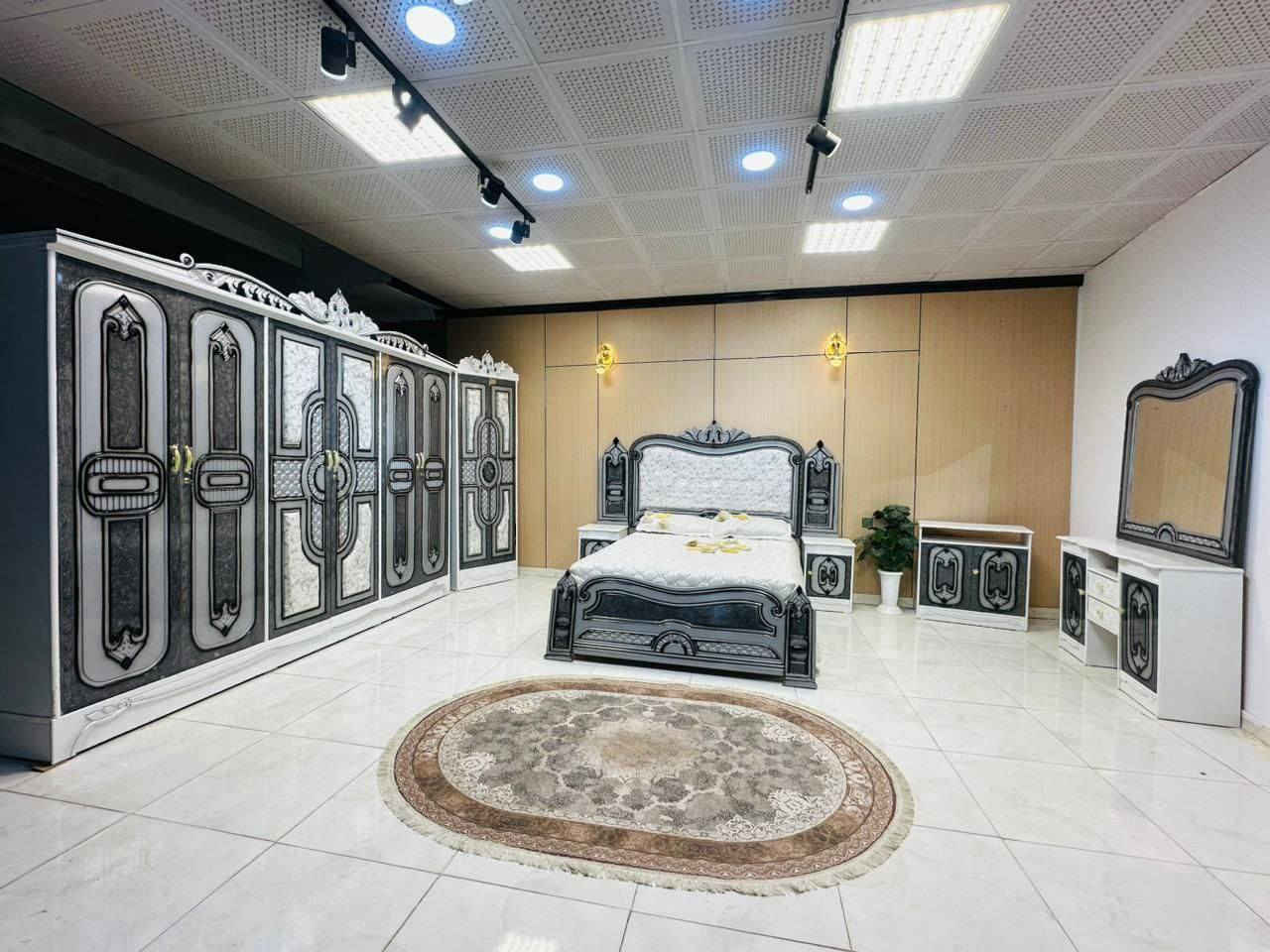 السعر ( مليون ) فقط😍

غرف نجاره عراقيه 💯💯

تتكون من ١٠ قطع 

عرض الكنتور٣مترات و٢٠سم

ارتفاع الكنتور مترين و٤٥سم

السرير بلوك ٦ ارجل

طول السرير 200 سم 

عرض السرير 160 سم 

الضهر شد براغي

الزاويه بارتفاع الكنتور 

الشازلون والطابوريه 75 الف 

الدوشك 150 الف  ضمان ٥ سنوات


**إذا كنت صاحب هذا الإعلان وتريد حذفه لأي سبب، رجاءا أرسل رسالة إلى الدعم الفني**