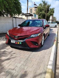 كامري 2020 LE وارد امريكي رقم اربيل  ماشيه 45 الف  حادث 4 قطع  السعر 1...