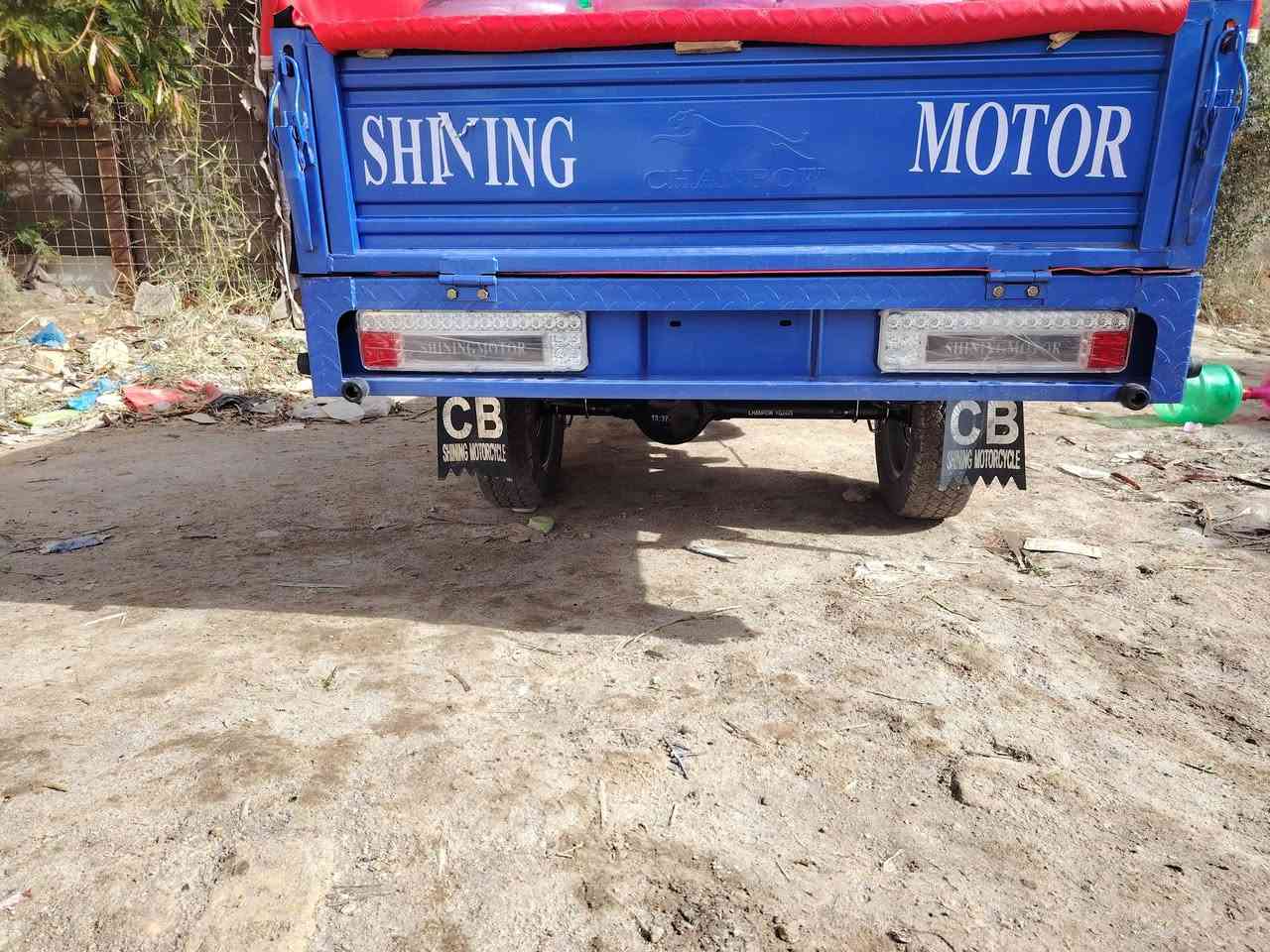 السلام عليكم ستوتة دولفين محرك ٢٠٠ CCصارلهة شهر طالعة من الوكيل ***********
