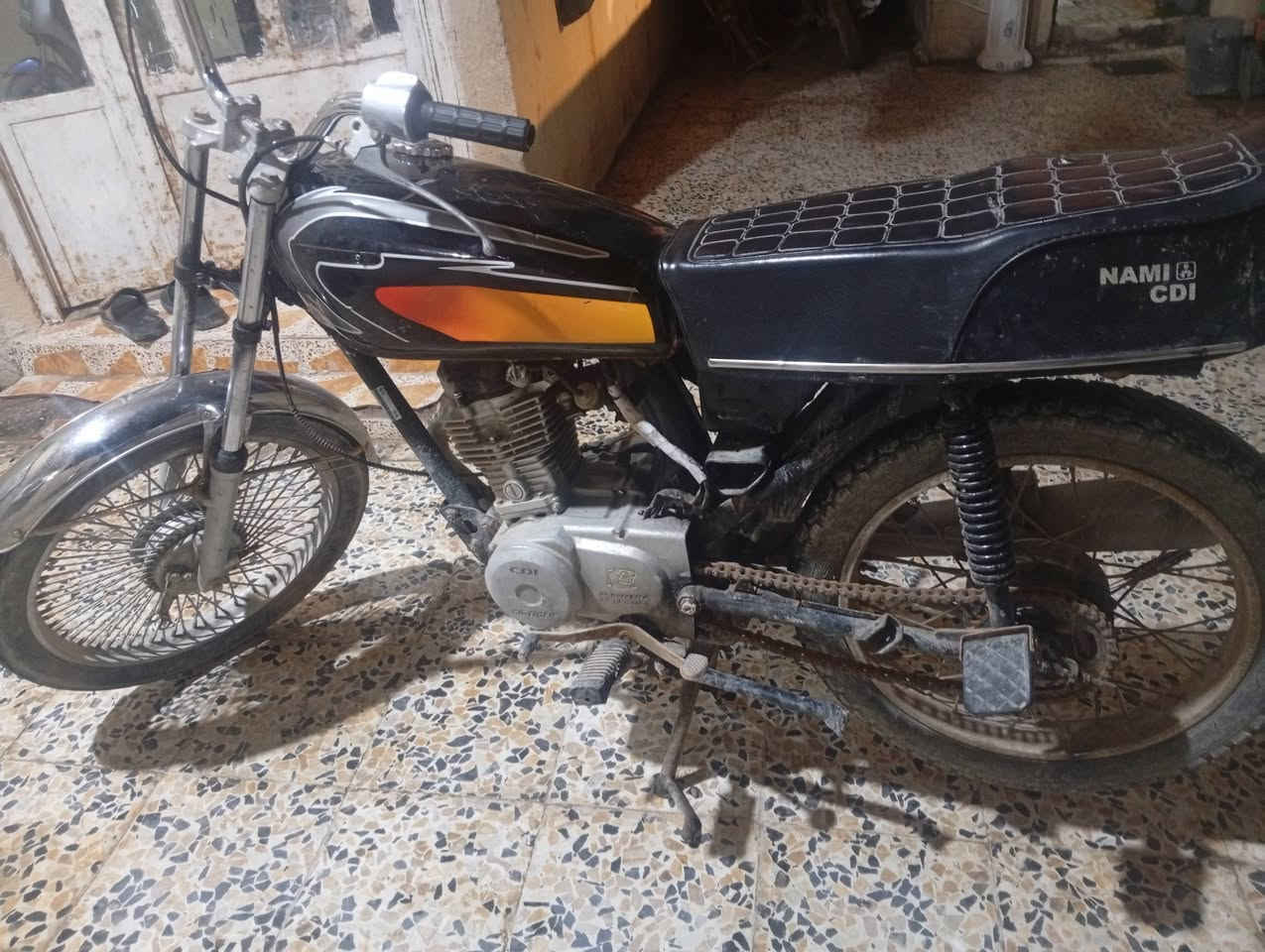 سلام عليكم دراجه البيع ادوات مكفوله من السرقه سعره 325وبيه مجال عنواني بصره ابو الخصيب رقمي ***********
