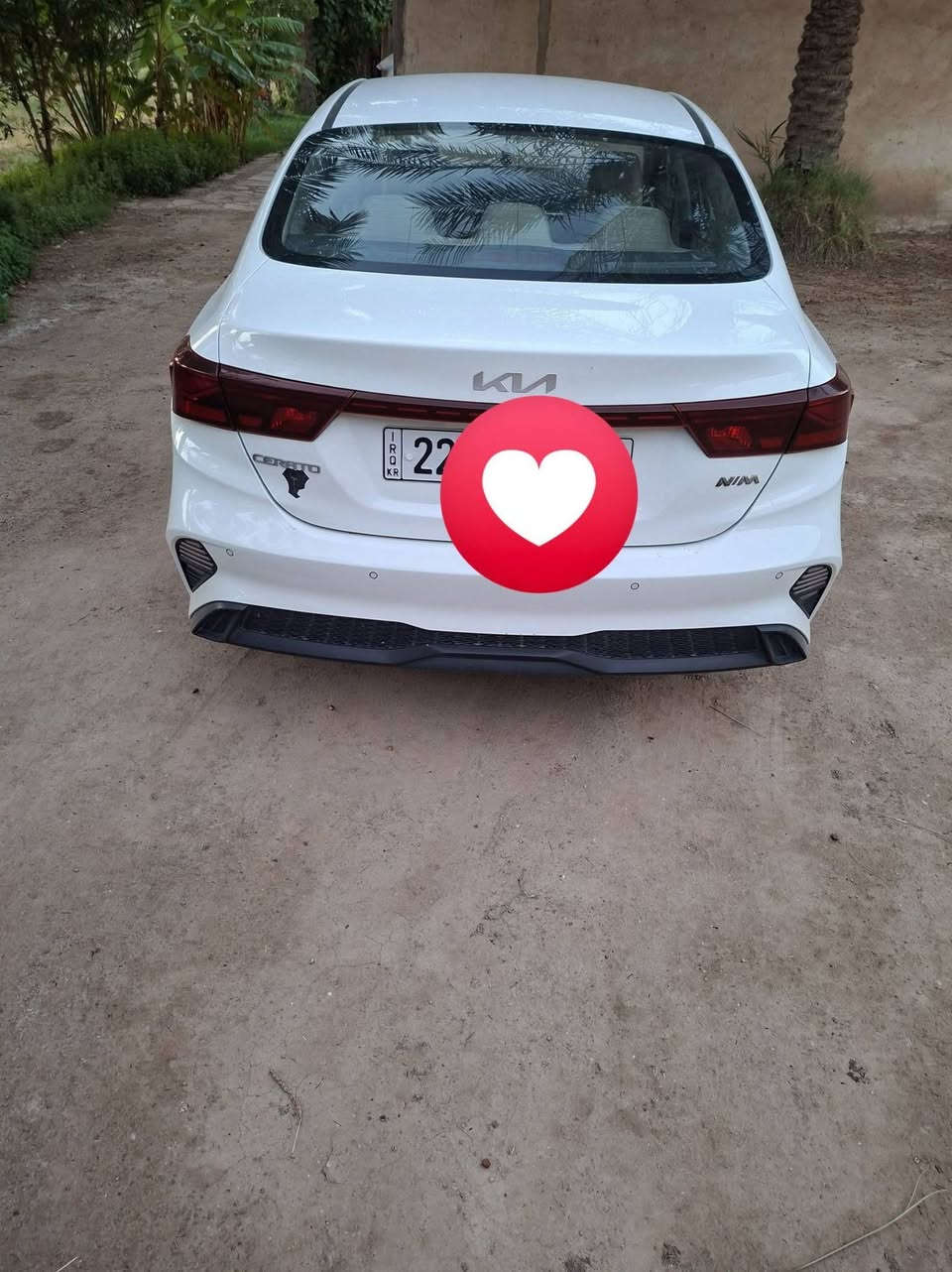 كيا سيراتو ٢٣ للبيع كفالة عامة رقم أربيل دولي بسم شركة تبريد قطعتين مكينة 1600 سعرها ١٧٠ وبيهه مجال اتصال فقط  *********** مكانها ديوانية صلاحية
