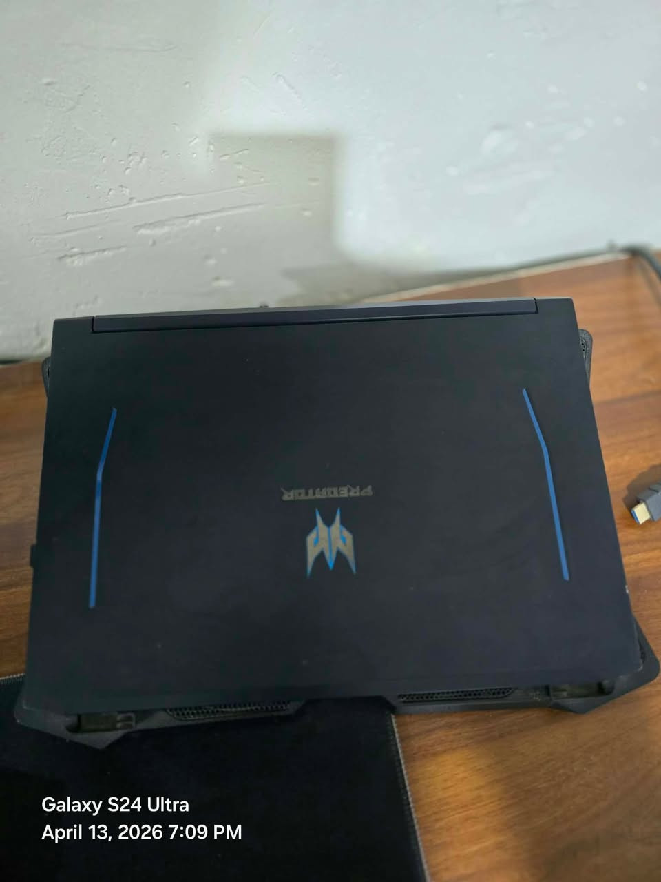 Predator Helios
المواصفات 

Processor: Intel(R) Core (TM) i7-9750H CPU @ 2.60GHz (UP To 4.5 GHz) 

RAM: 16 GB 3200 MHz 

Graphics card: 
NVIDIA GeForce GTX 1660 Ti (6 GB + 15.9 Shared) خارجي 

Intel(R) UHD Graphics 630 داخلي

Storage: SSD NVME 512

Cooling System: AeroBlade Gen 4th

Display: 144 Hz

السعر 725


**إذا كنت صاحب هذا الإعلان وتريد حذفه لأي سبب، رجاءا أرسل رسالة إلى الدعم الفني**