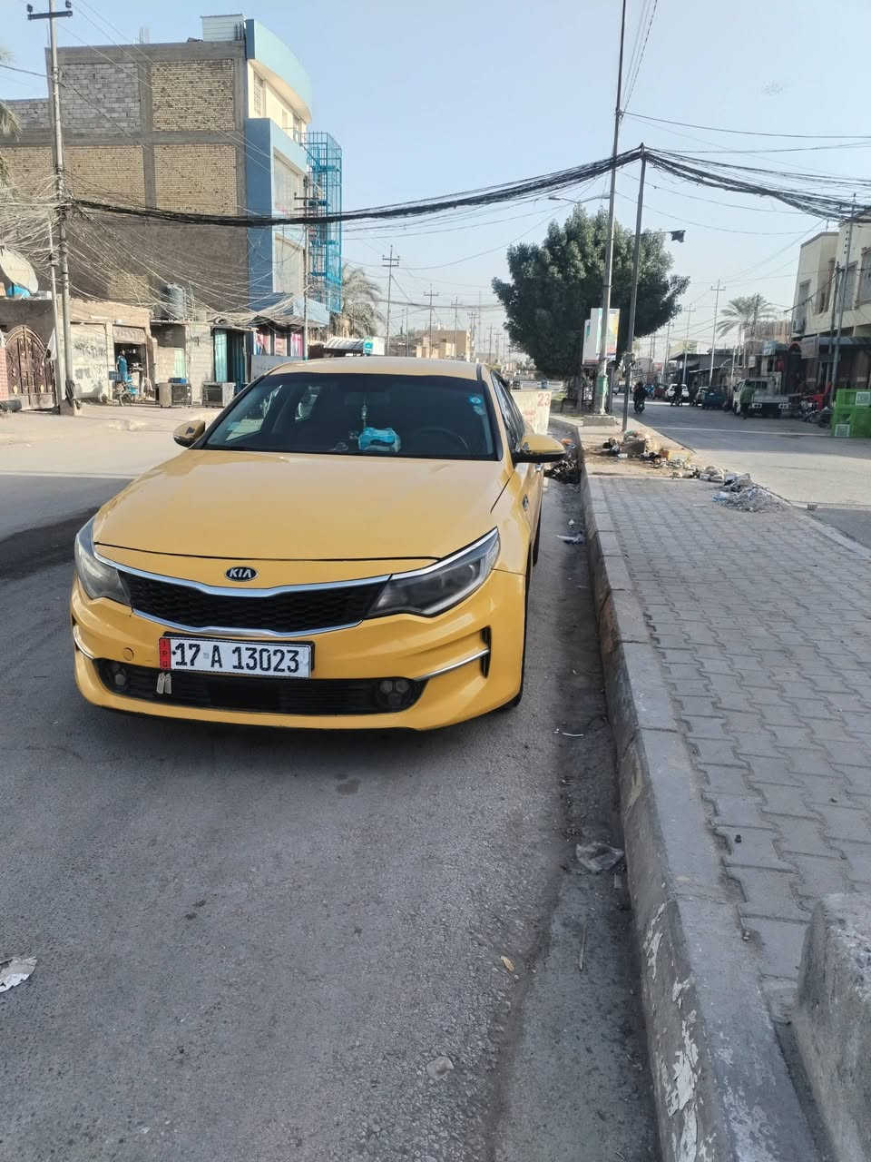السلام عليكم للبيع كيا اوبتما موديل 2018 وارد أمريكي ضربتهه جاملغ الأمامي جهه العبري وبنيد بيهه عابر محرك وكير مكفولات حداديه الاماميه جديده تخم تاير جديد باتري جديد تحكم استيرن سستم سماعات شاشه تاب كامرة دواره مكاني كربلاء *********** سعرهه 125 بيع مستعجل  رقم مثنى انكليزي بأسمي تحويل مباشر

