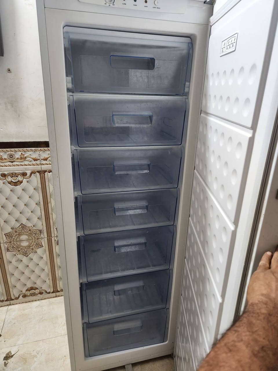 سبلت طنين توسوت اخو الجديد سعره ٥٠٠ قفل قفل سبلت طن ونص توسوت ٤٥٠ قفل قفل سبلت توسوت طن انفيرتر ٤٠٠ قفل سبلت طن ونص هاير اخو الجديد ٤٥٠ 
اغراض نضيفه جدا العنوان البلديات واكو توصيل بكروه ***********
