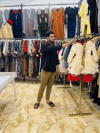 سلام عليكم زبائننا الكرام يعلن مجمع أزياء الخليج على كسر بظاعة جديد شتائي درجه أوله  يوم الاربعاء المصادف2025/11/12العنوان ميسان منطقة المحمودية خلف صحة الطلاب شارع علوه المخضر بأدرة عباس الغراوي الهاتف ***********
