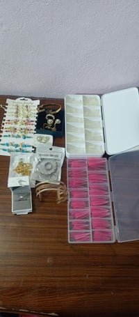 اكسسوارات • اظافر • توصيل