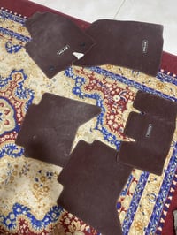 كاعيات هايلوكس من موديل 16لحد25 كلش نظاف  السعر 100 وبيهن مجال الاستفس...