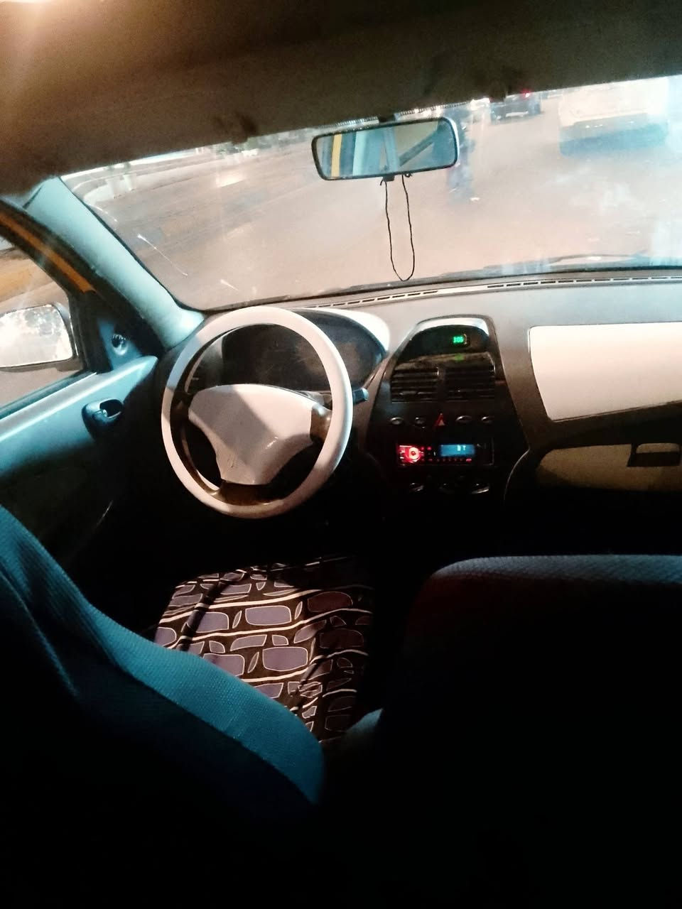 لطيبه مديل 15 محرك جديد وكير  خيس امامك بل باب  دحجاته جملغ الوره رجع بارد معيزه شي بس اتبريد كهربيات  الكميسر شغال  العنوان كربلاء حي الغدير *********** السعر خاص

