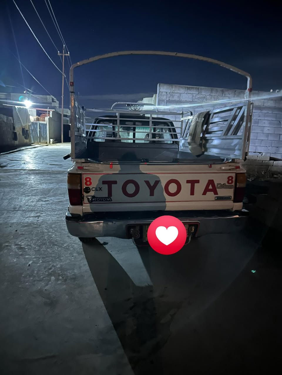 بيكب للبيع كروسيدا موديل88 نضافه كدام العين سنويه جديده كابون بانزين  موجودوشرط التحويل مكان موصل ساحل الأيسر رقم مصطره دولي رقمو نينوى 
سعر خاص ودلل 
هاذا رقمي ***********
