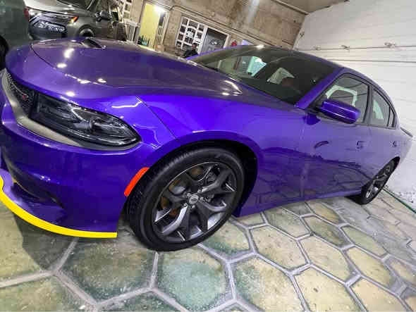 دوج جارجر خليجي  وكاله هارلم 2019 GT
 
المحرك: V6/3600 

 اللون : بنفسجي مميز

عداد المسافه 40 الف كيلو

السعر 270

المواصفات : 

   •فتحة سلايد
* المصابيح الأمامية مع LED . 
* حساسات .
* شاشه كبيرة مع نظام ملاحة نفكيشن GPS .
* الشاشة مع اوپشنات SRT . 
* ويل قياس 20 انج GT plas
* مقاعد جلد  .بلون السيارة 
* كشن السائق كهرباء .
* تشغيل عن بعد .   .
* كاميرا خلفية .
* مرايا متحسسة للاضاءة العالية .
   • كير شفتات .
* سوبر تراك باك 

السياره بيهه بنيد ودعاميه مبدلات ومصبوغات مع الايرباك 

مكان السياره : بغداد

للاستفسار : *********** بغداد
